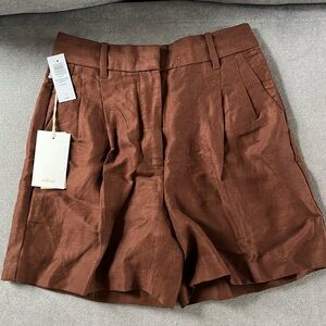 NWT Aritzia Wilfred Effortless Linen shorts- cognac